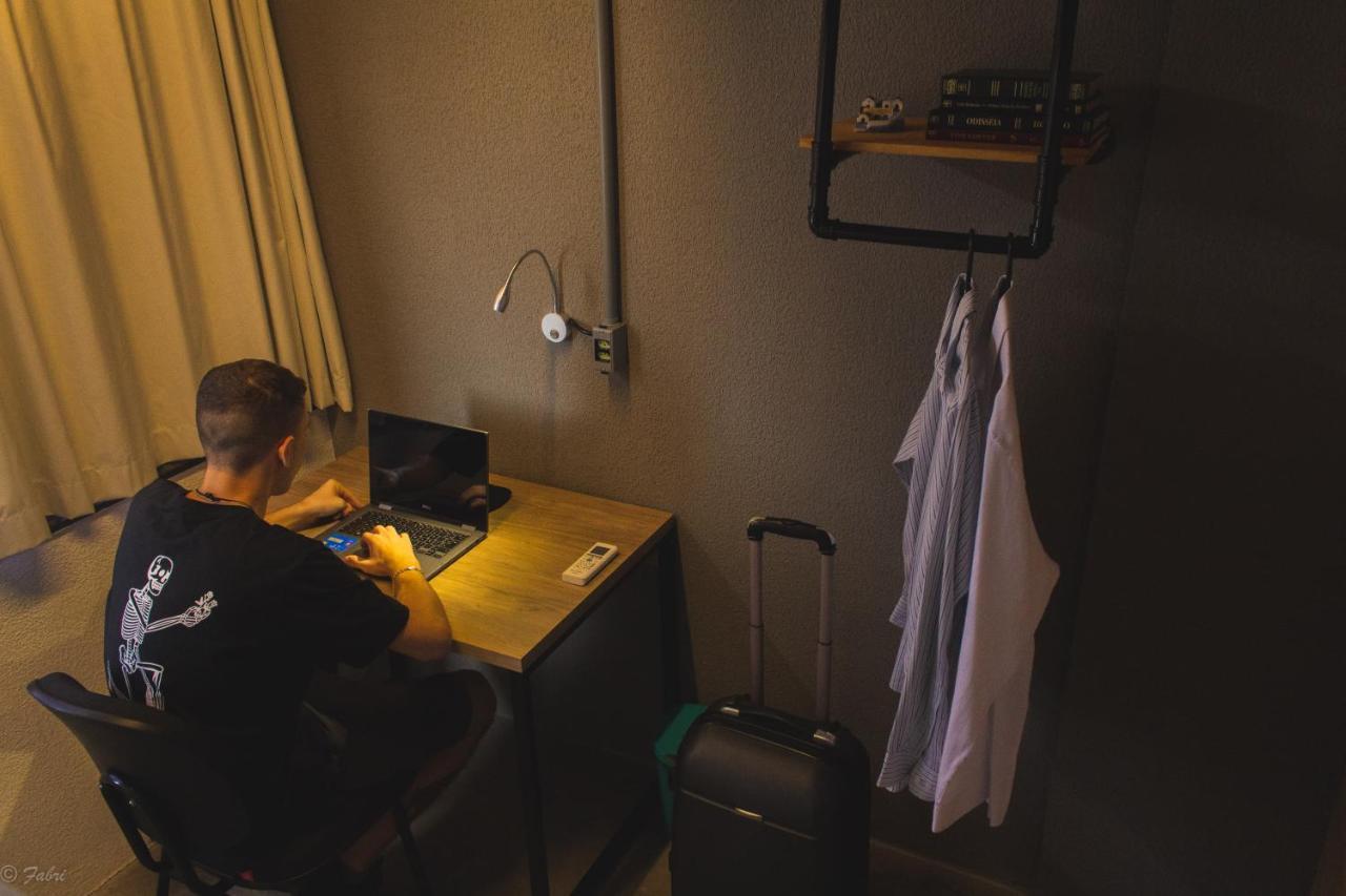 Joy Hostel & Suites Бразилиа Экстерьер фото